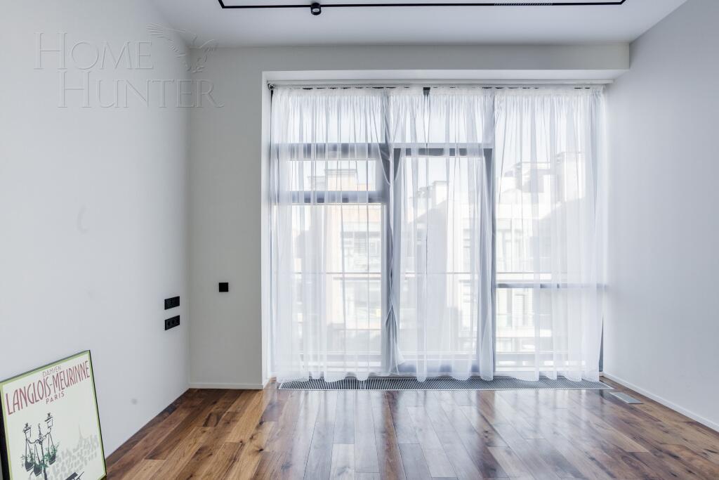 3-этажный таунхаус 238 м² с отделкой