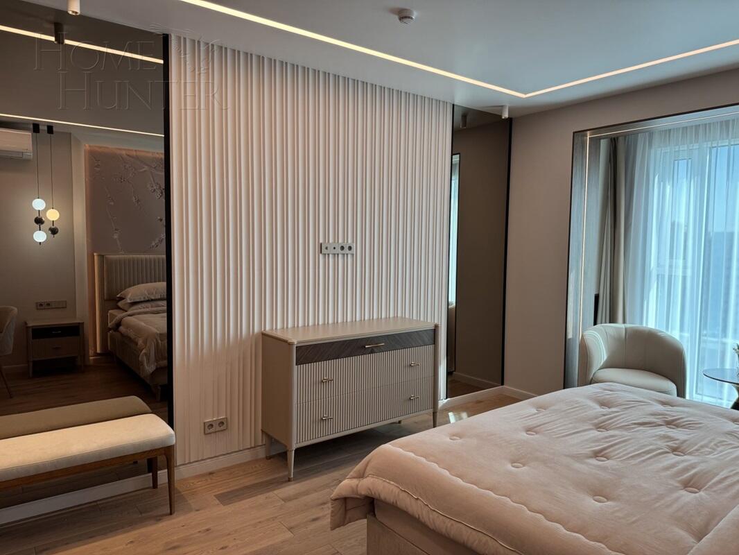 4-КОМН. КВАРТИРА С ОТДЕЛКОЙ 143.4 М² НА 10 ЭТАЖЕ