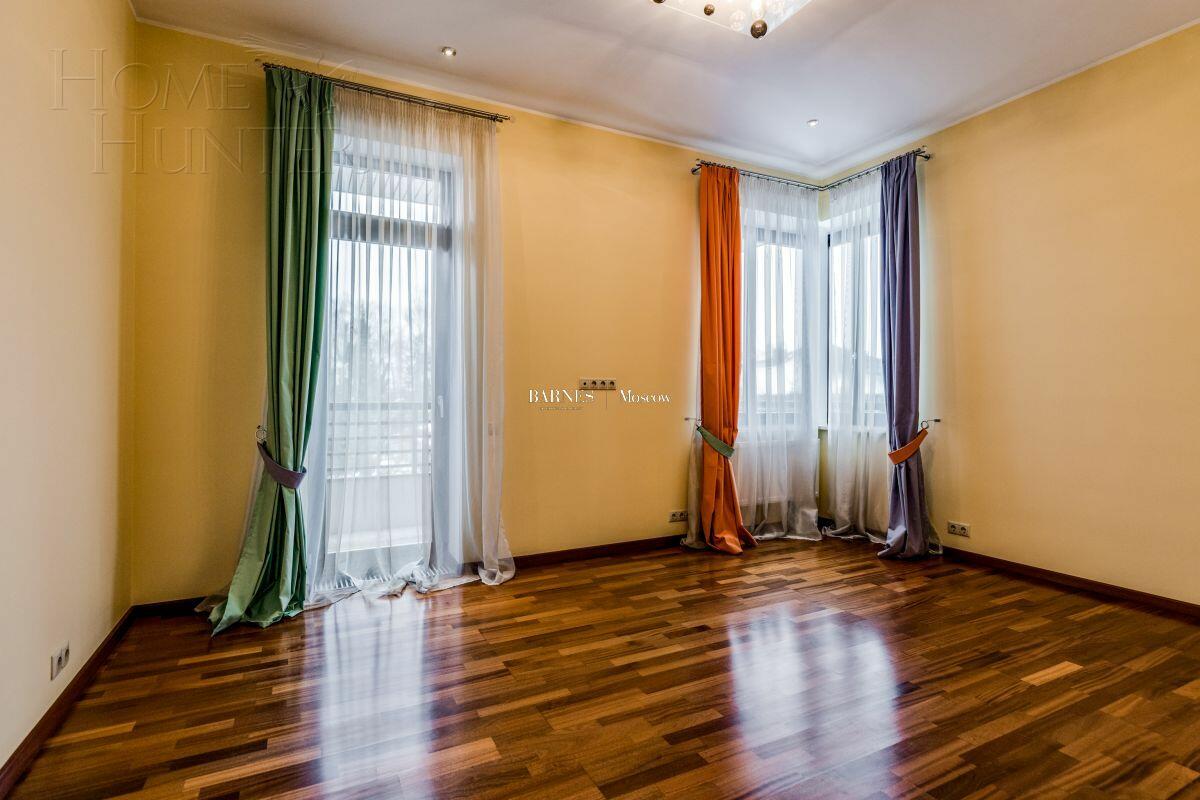 2-этажный коттедж 344.21 м² с отделкой