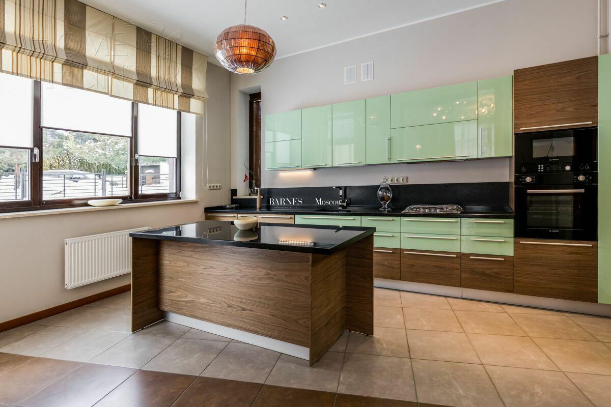 2-этажный коттедж 344.21 м² с отделкой