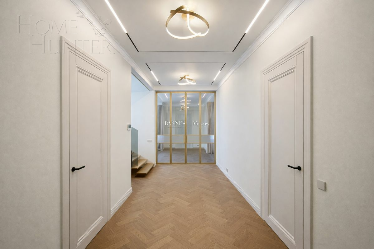 2-этажный коттедж 323 м² без отделки