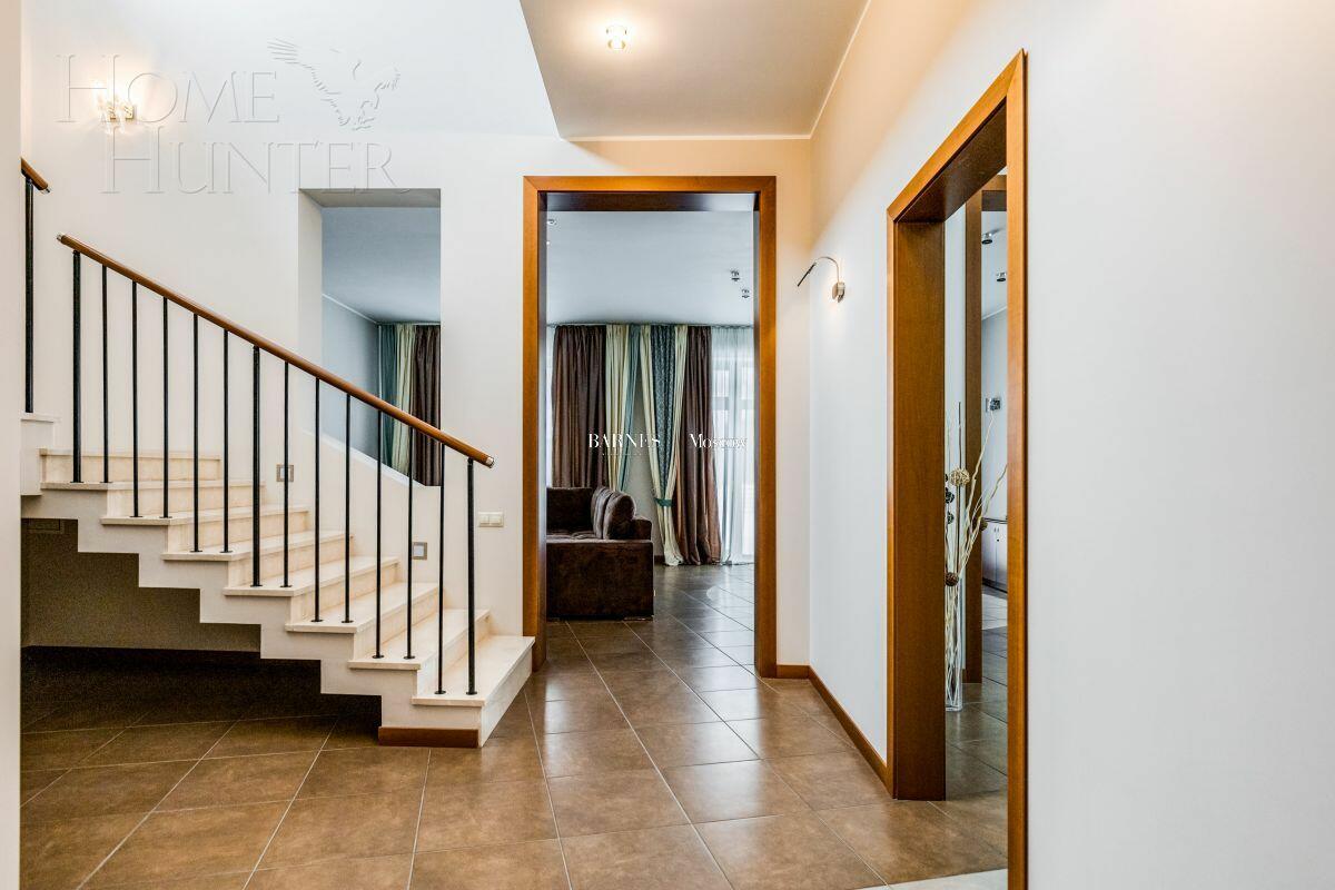 2-этажный коттедж 344.21 м² с отделкой