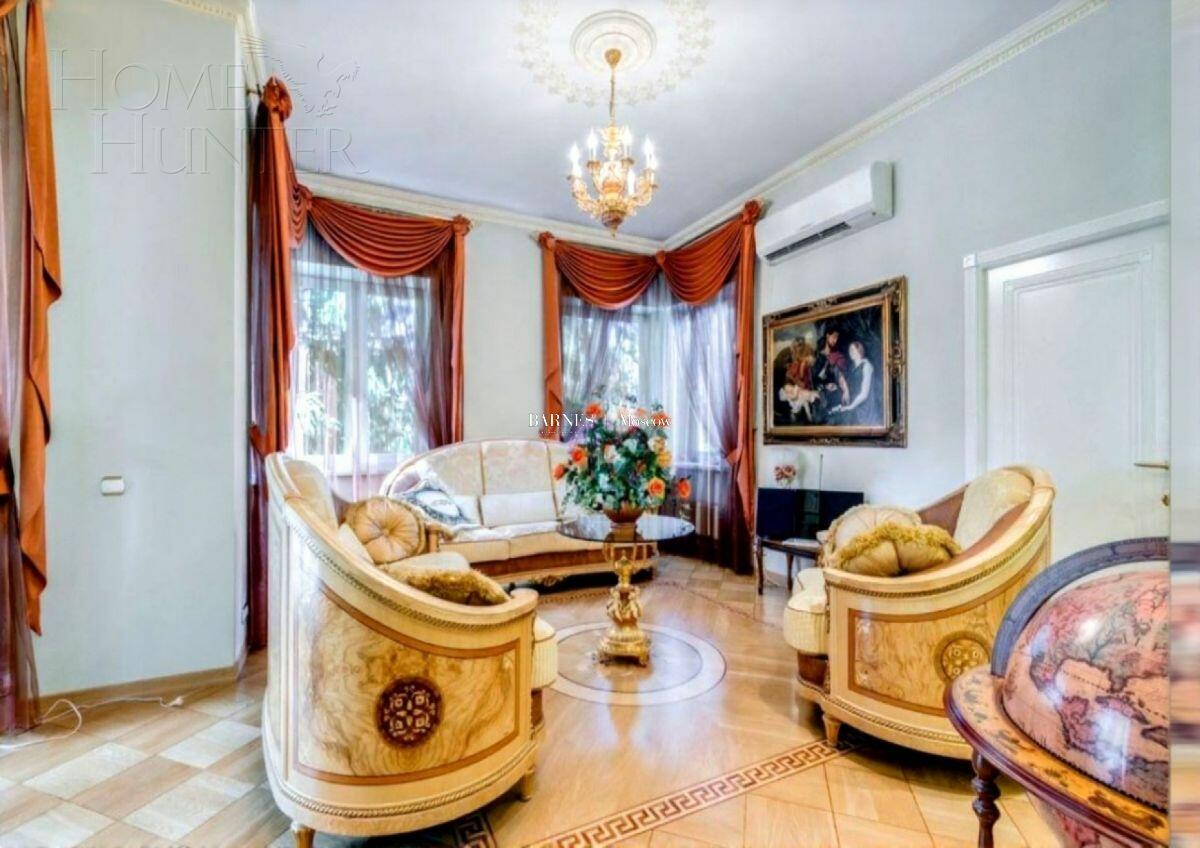 2-этажный коттедж 680 м² с отделкой