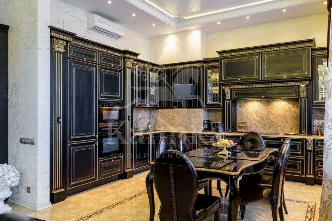 2-этажный таунхаус 306.1 м² с отделкой