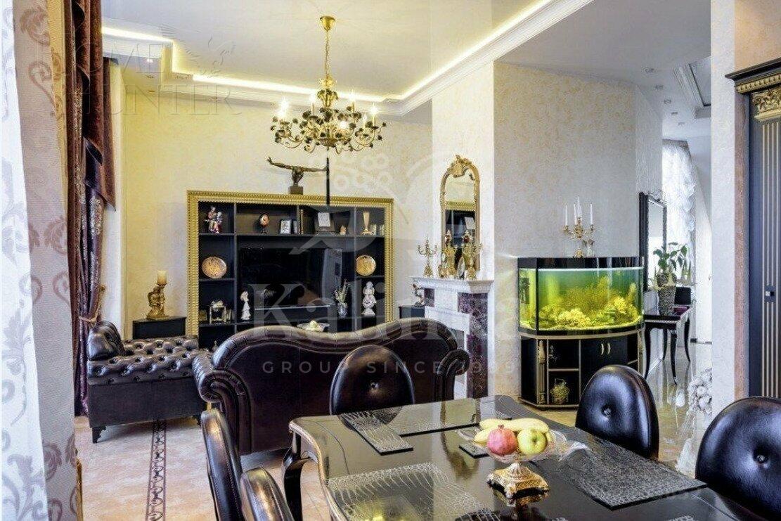 2-этажный таунхаус 306.1 м² с отделкой