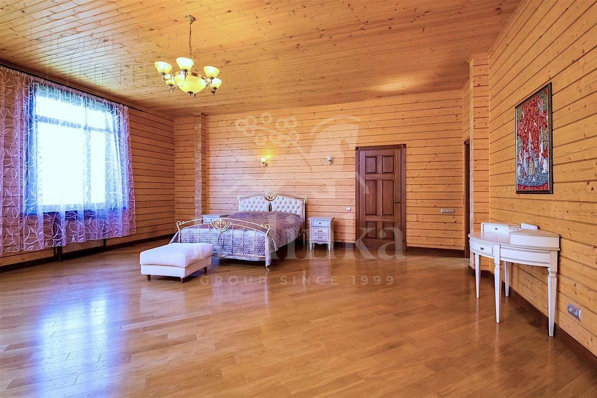 2-этажный коттедж 1 786 м² с отделкой