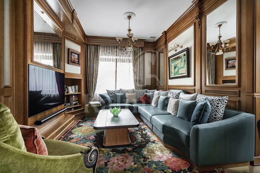 3-этажный коттедж 1 200 м² с отделкой