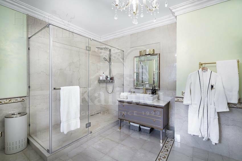 3-этажный коттедж 1 200 м² с отделкой