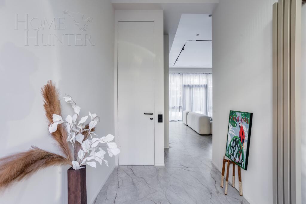 3-этажный таунхаус 238 м² с отделкой