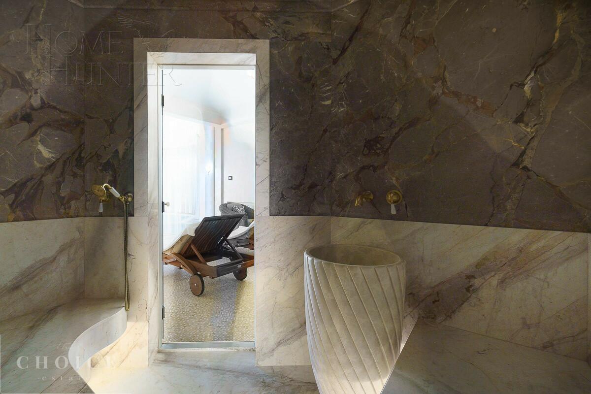 2-этажный коттедж 709 м² с отделкой