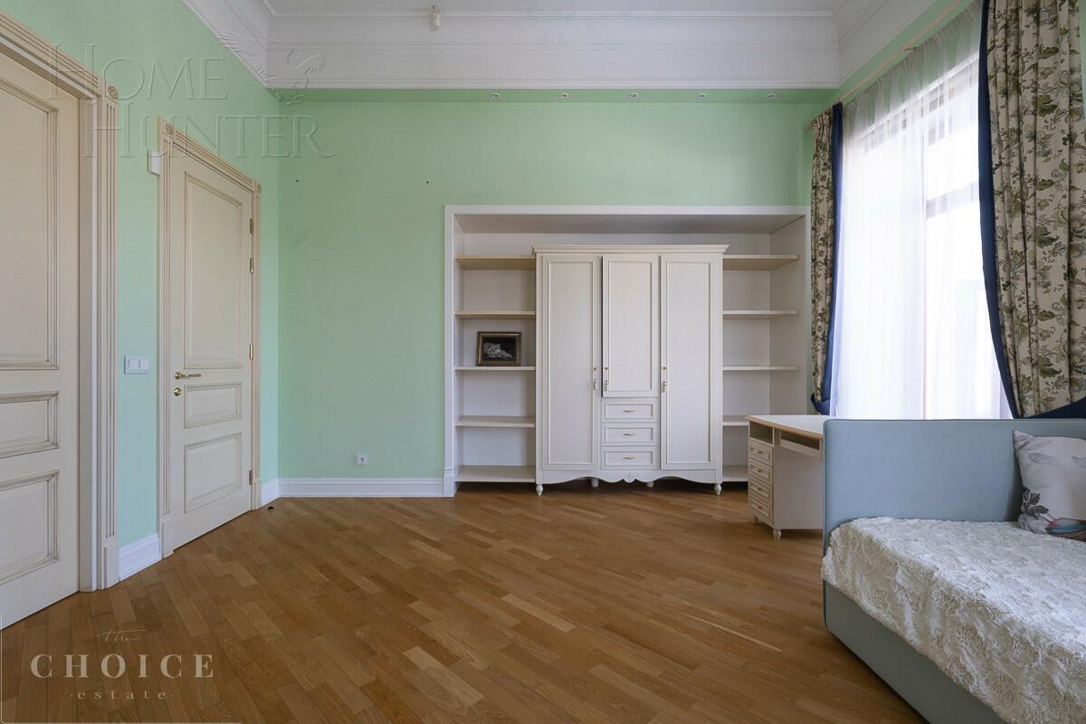 2-этажный коттедж 709 м² с отделкой