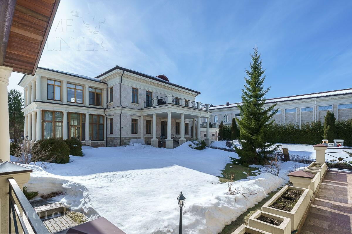 2-этажный коттедж 709 м² с отделкой