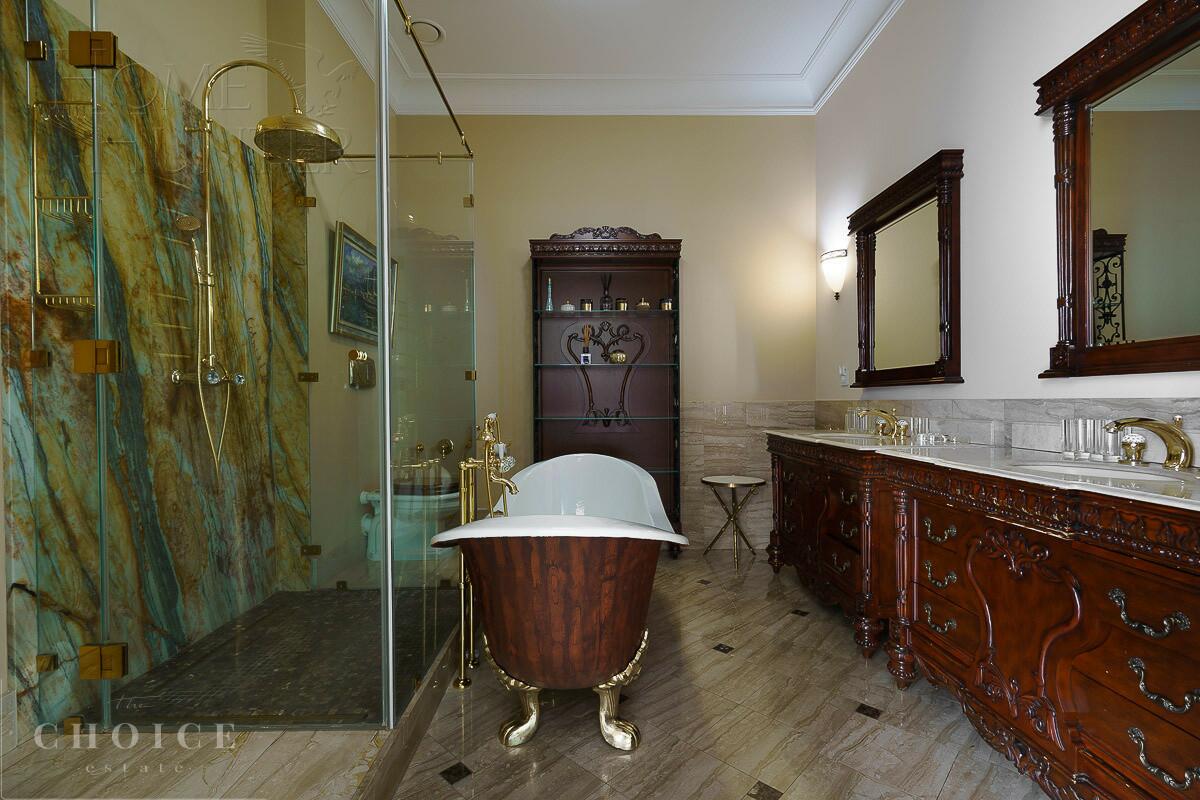 2-этажный коттедж 709 м² с отделкой