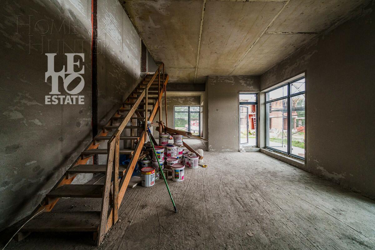 2-этажный коттедж 282 м² без отделки