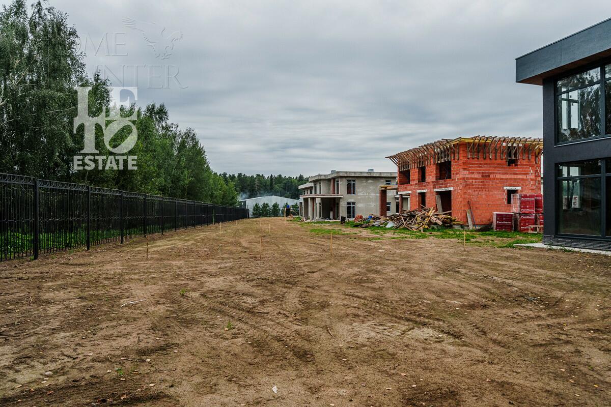 2-этажный коттедж 282 м² без отделки