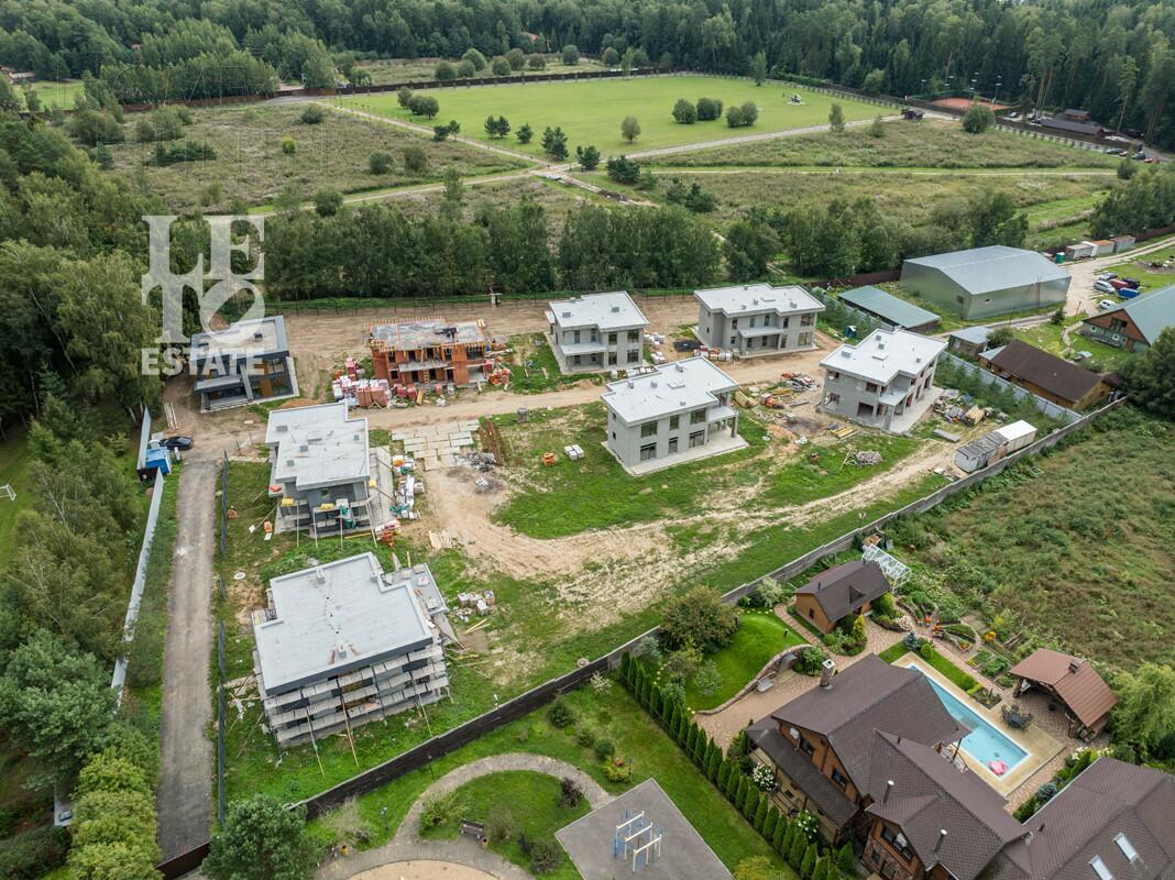 2-этажный коттедж 282 м² без отделки