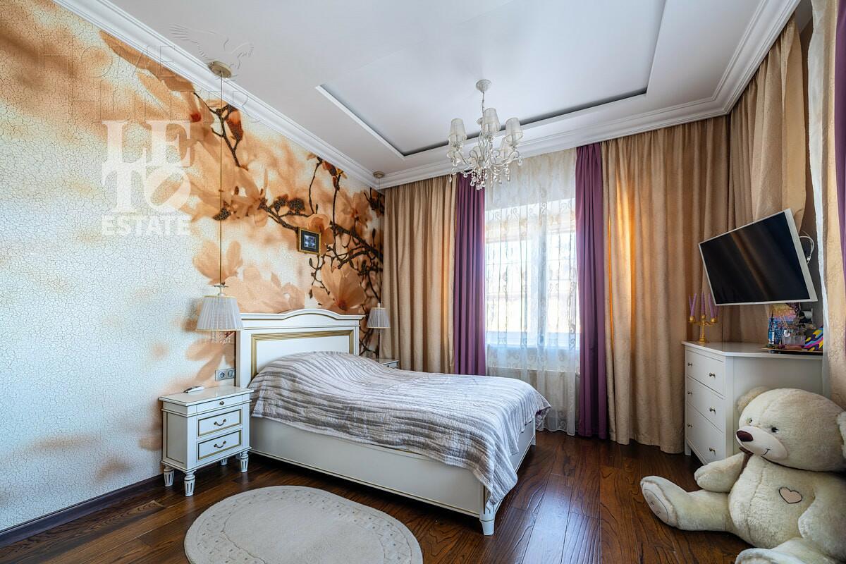 2-этажный коттедж 455 м² с отделкой