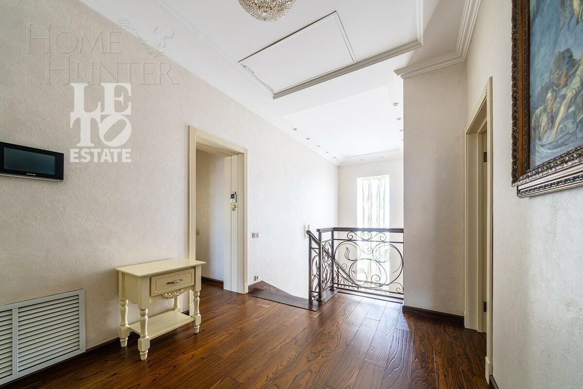 2-этажный коттедж 455 м² с отделкой