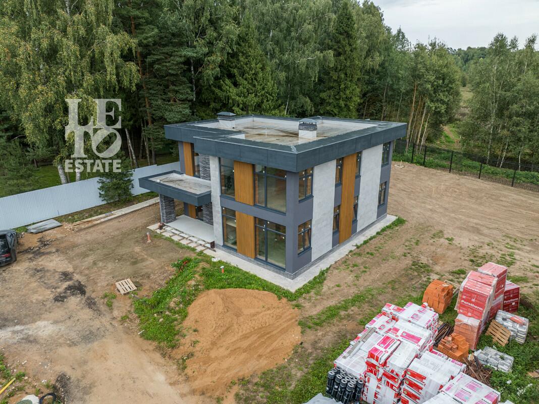 2-этажный коттедж 282 м² без отделки