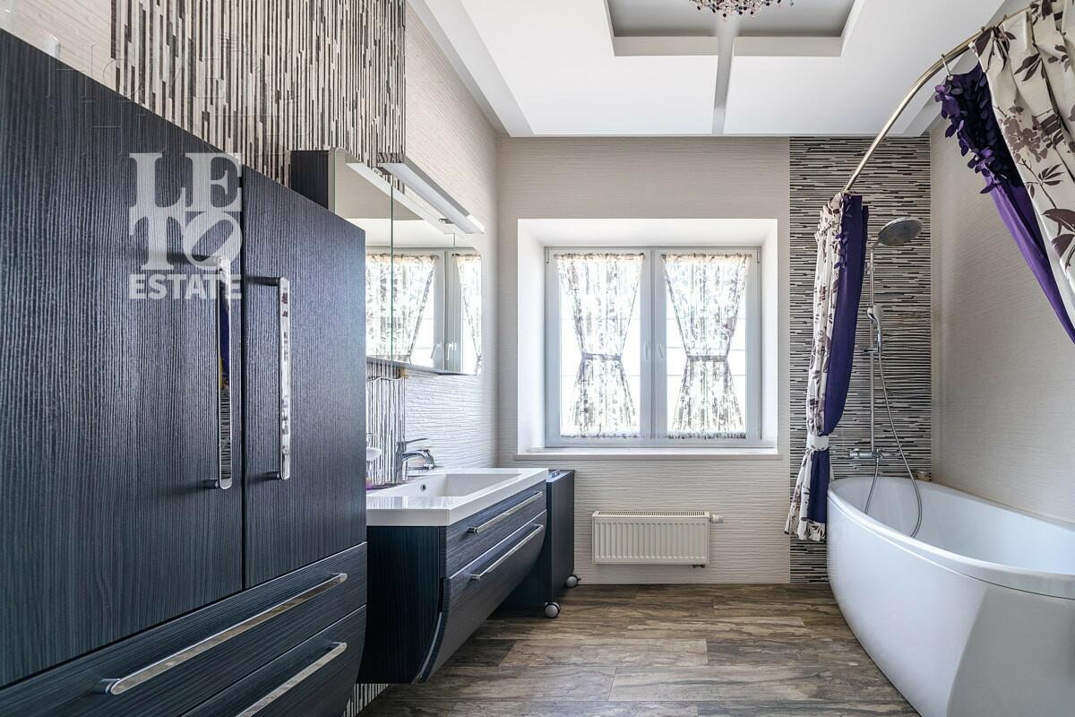 2-этажный коттедж 455 м² с отделкой