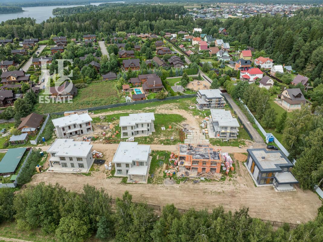 2-этажный коттедж 282 м² без отделки