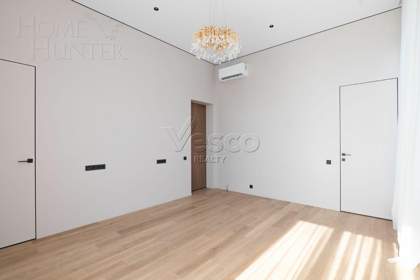 2-этажный коттедж 243 м² с отделкой
