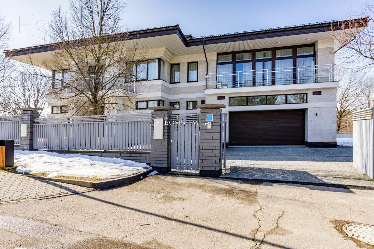 2-этажный коттедж 1 015.19 м² с отделкой