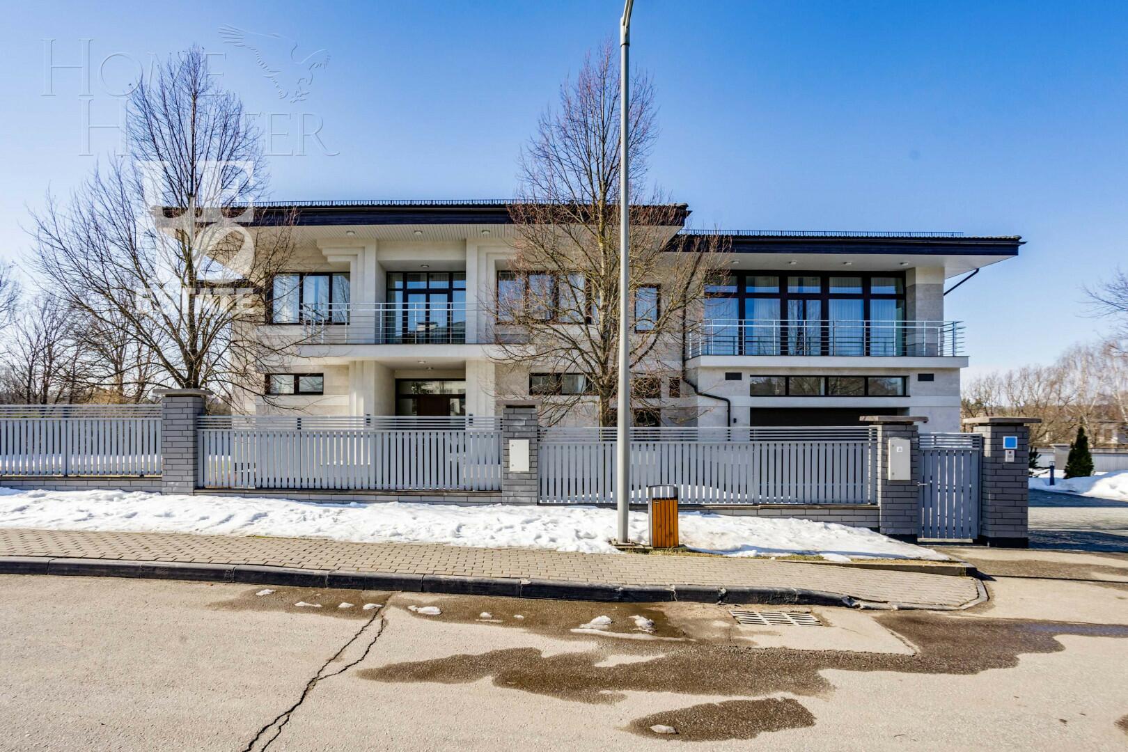 2-этажный коттедж 1 015.19 м² с отделкой