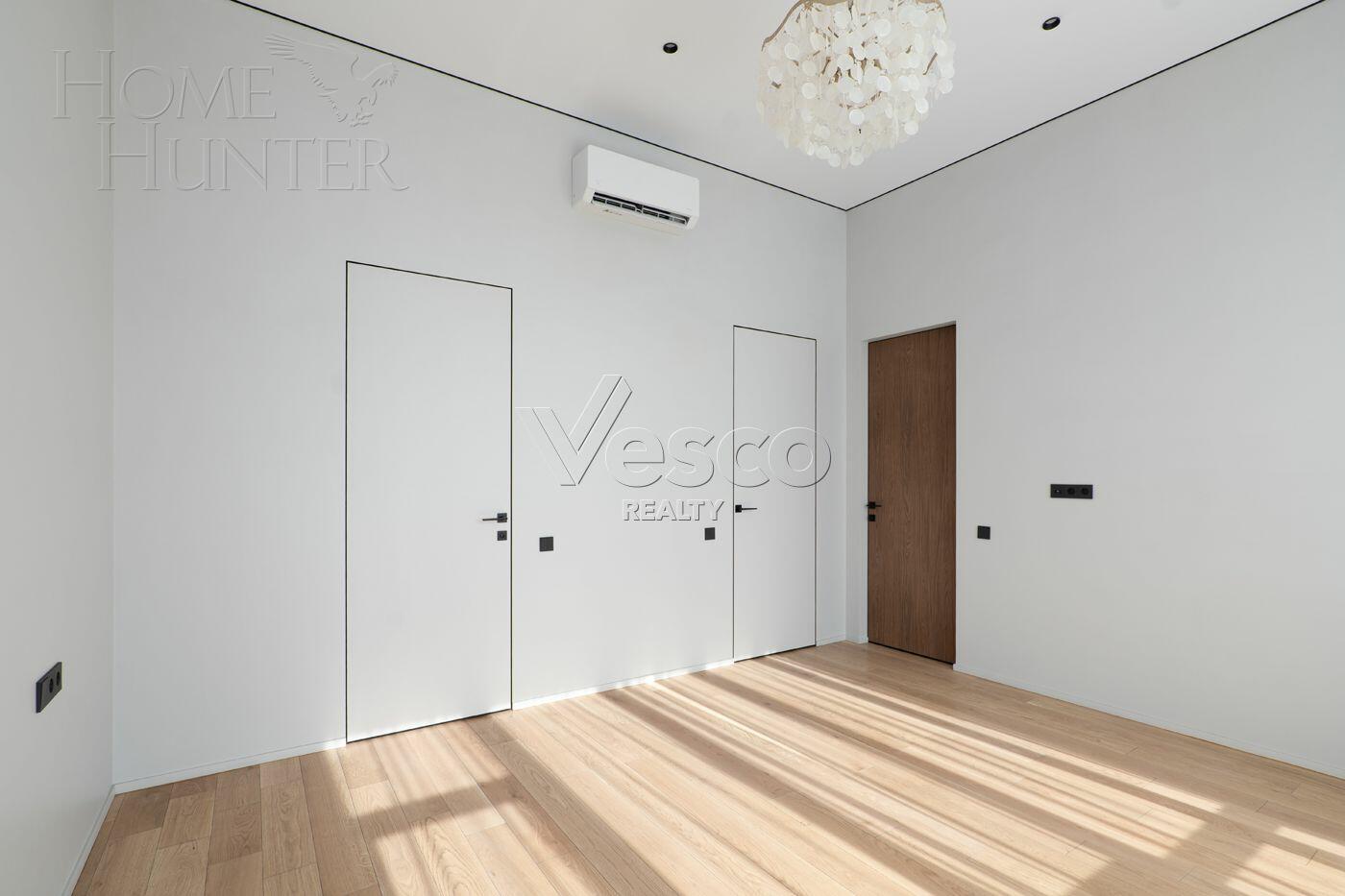2-этажный коттедж 243 м² с отделкой