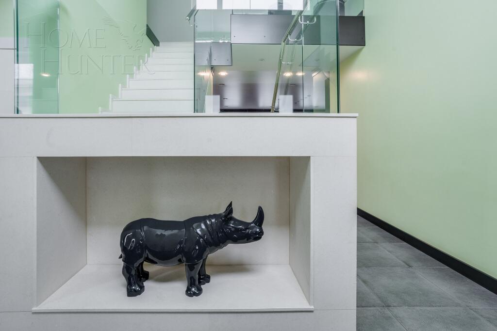 2-этажный коттедж 600 м² с отделкой