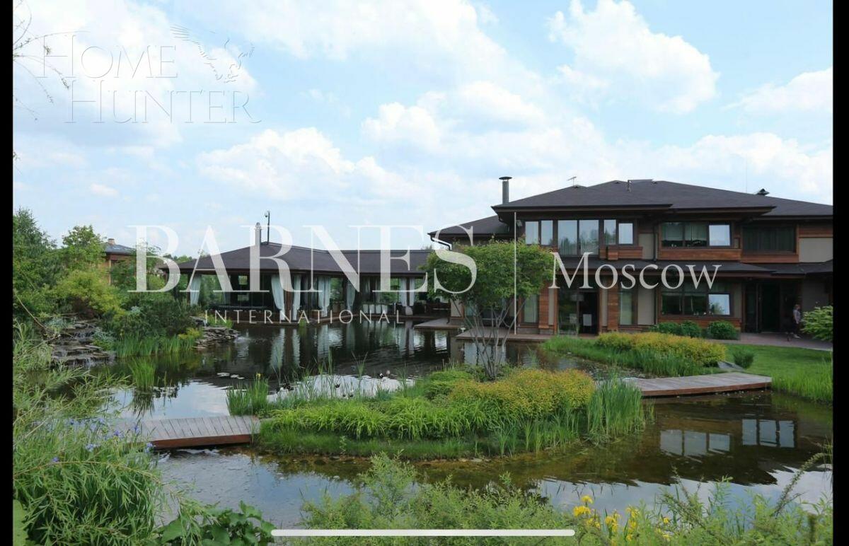 2-этажный коттедж 1 377 м² с отделкой