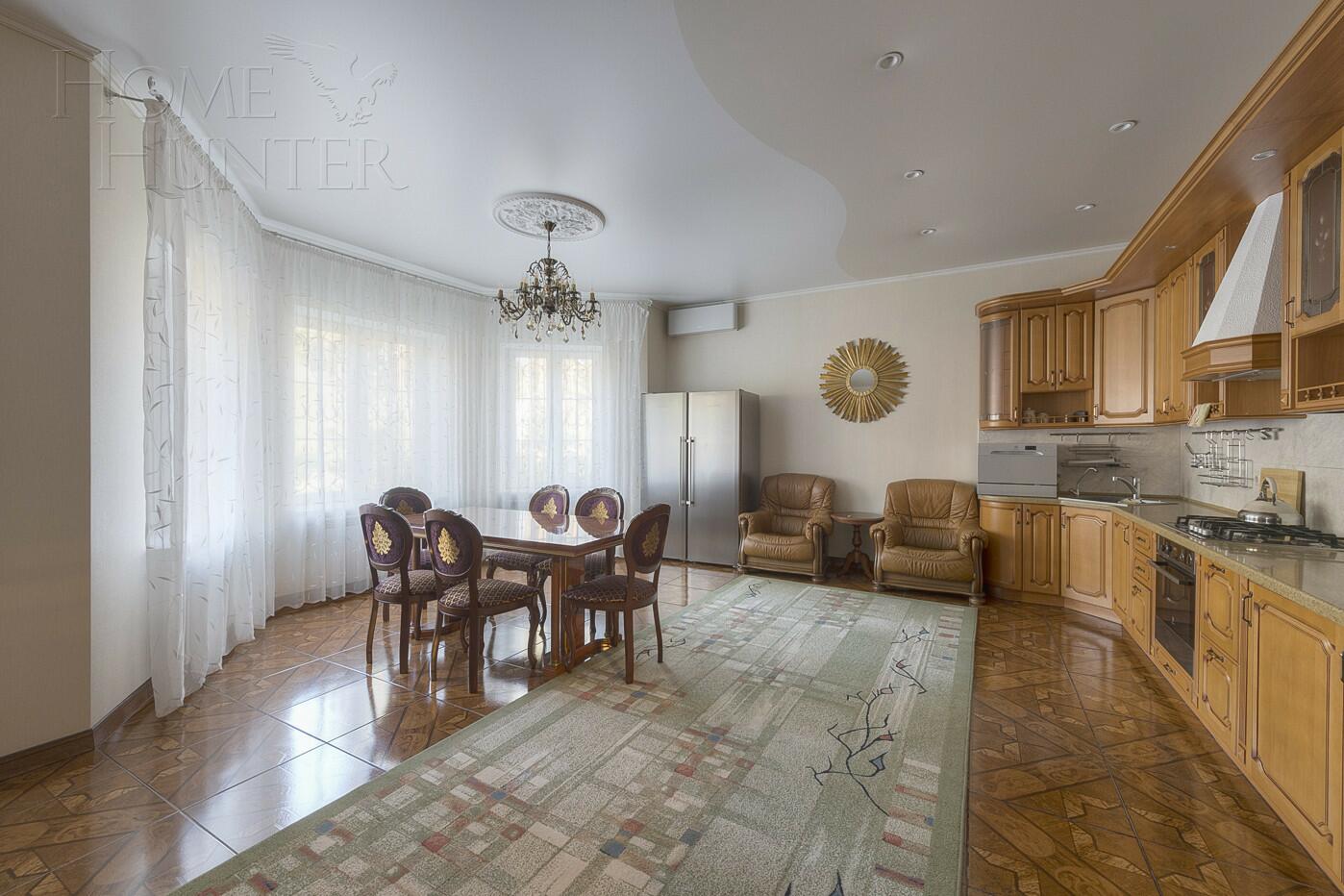 2-этажный коттедж 732 м² с отделкой