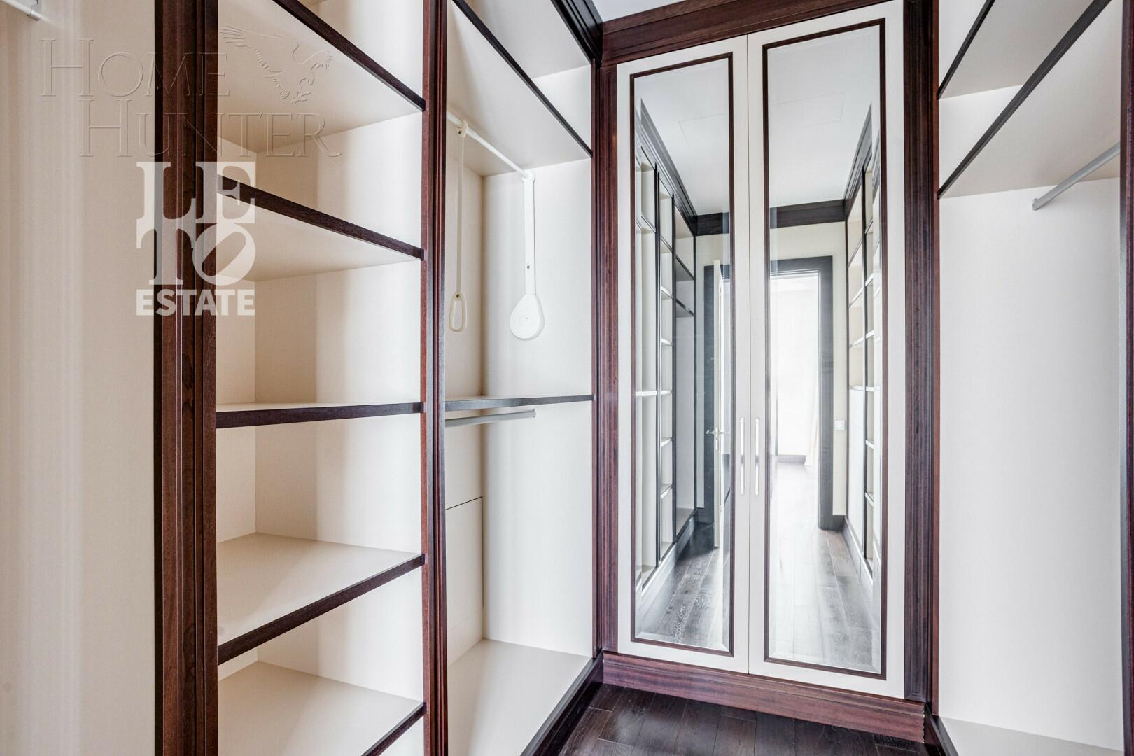 2-этажный коттедж 1 015.19 м² с отделкой