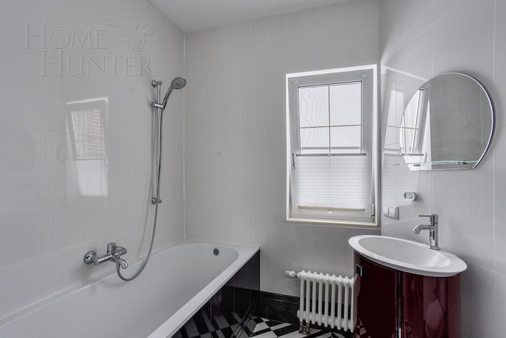 2-этажный коттедж 600 м² с отделкой