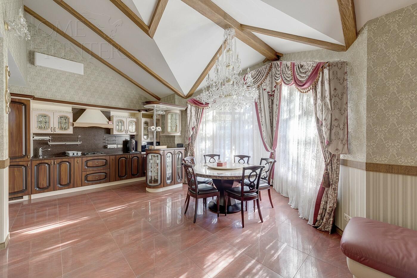 2-этажный коттедж 732 м² с отделкой