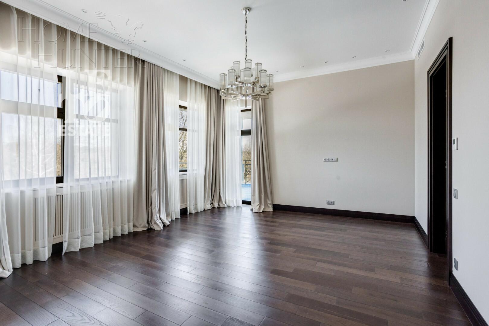 2-этажный коттедж 1 015.19 м² с отделкой