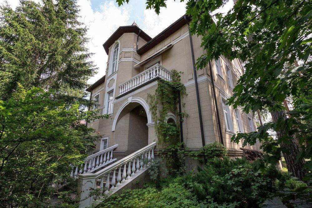 2-этажный коттедж 680 м² с отделкой