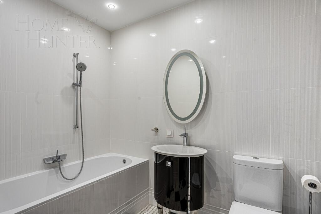 2-этажный коттедж 600 м² с отделкой