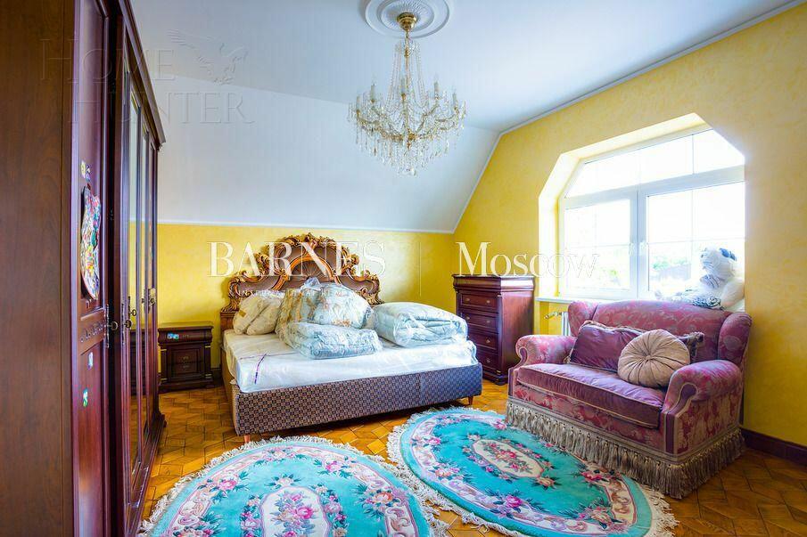 2-этажный коттедж 750 м² с отделкой