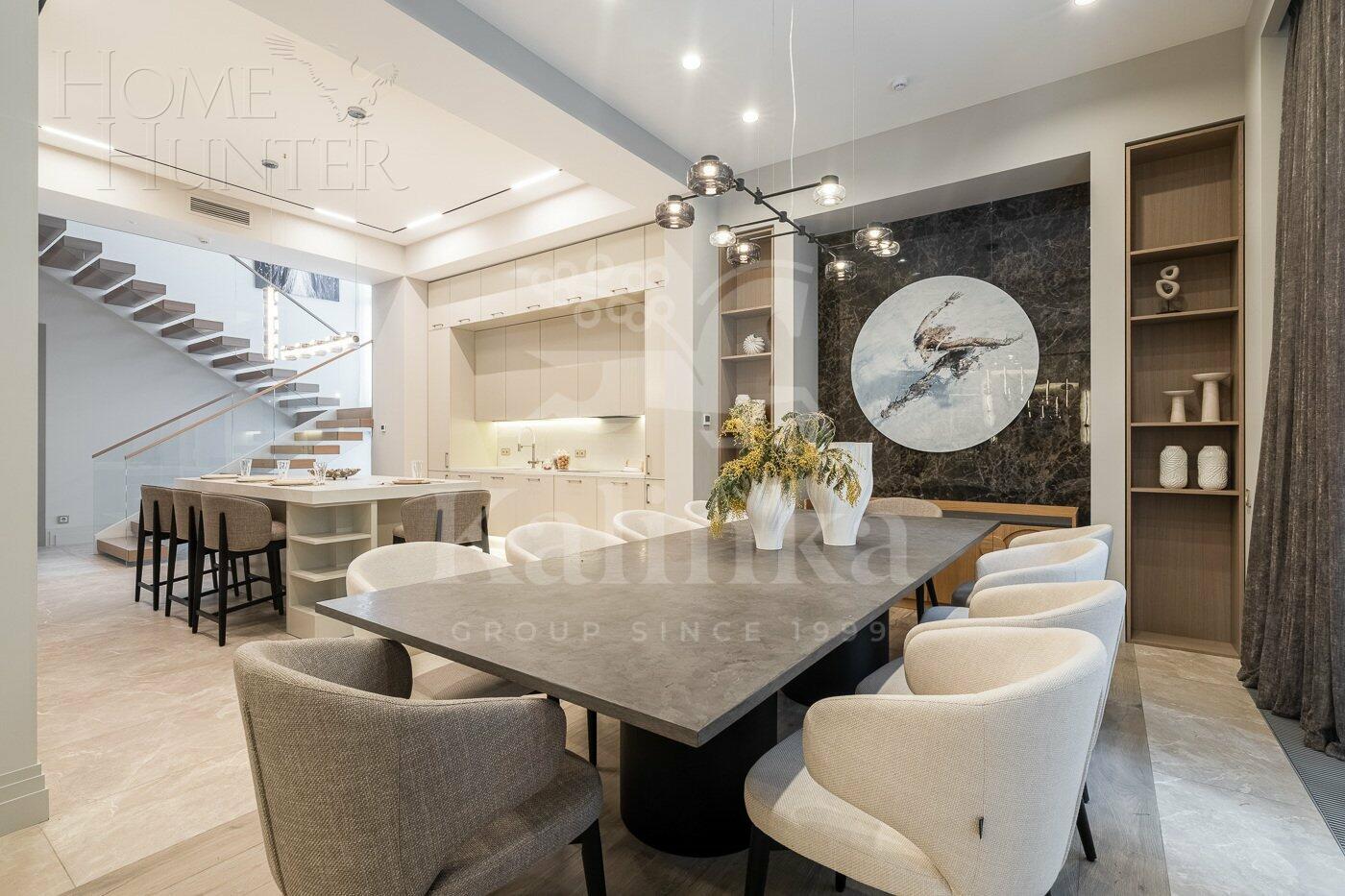 2-этажный коттедж 380 м² с отделкой