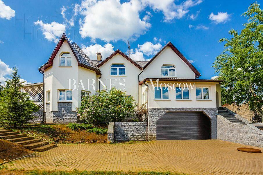 2-этажный коттедж 750 м² с отделкой