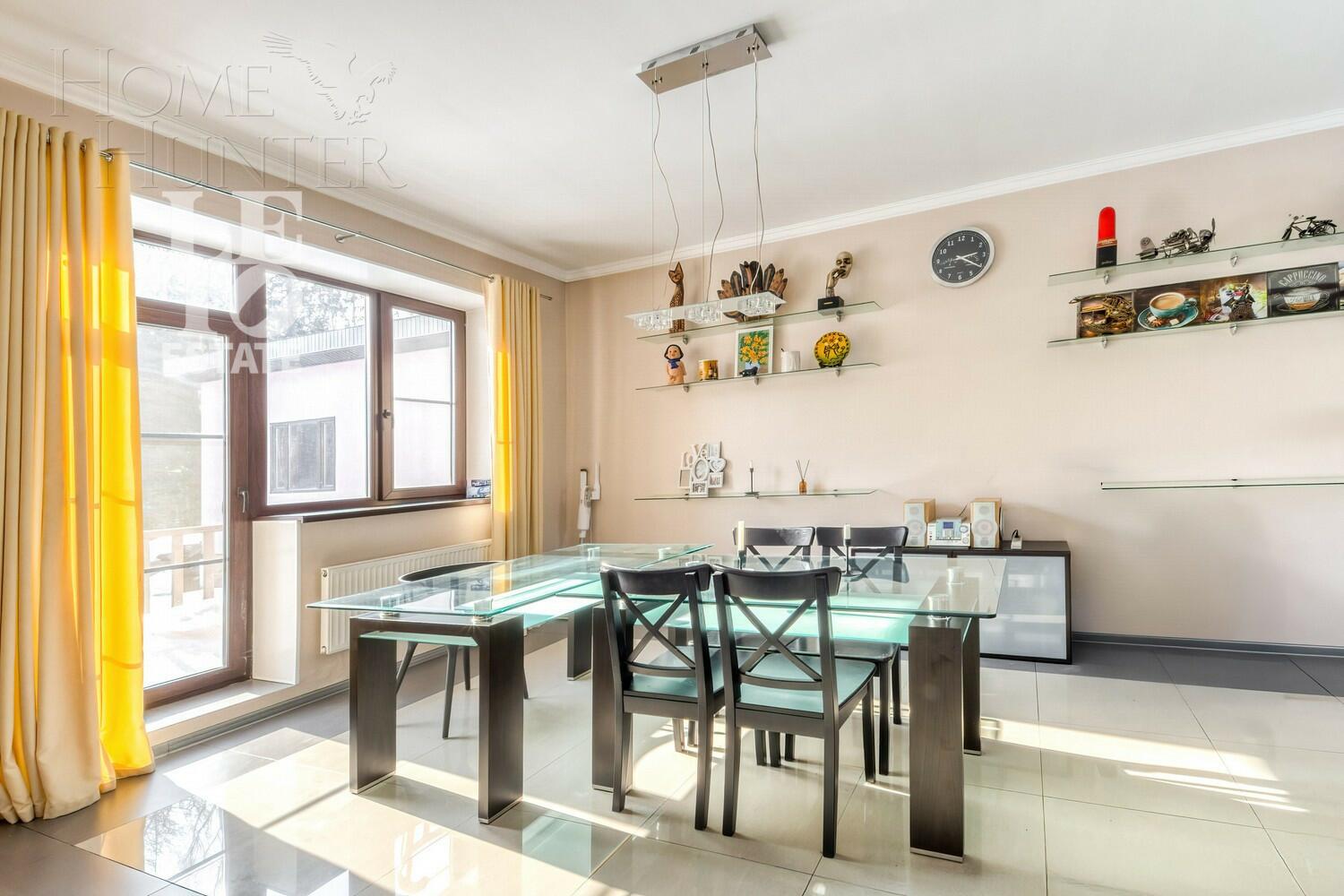 2-этажный коттедж 675 м² с отделкой