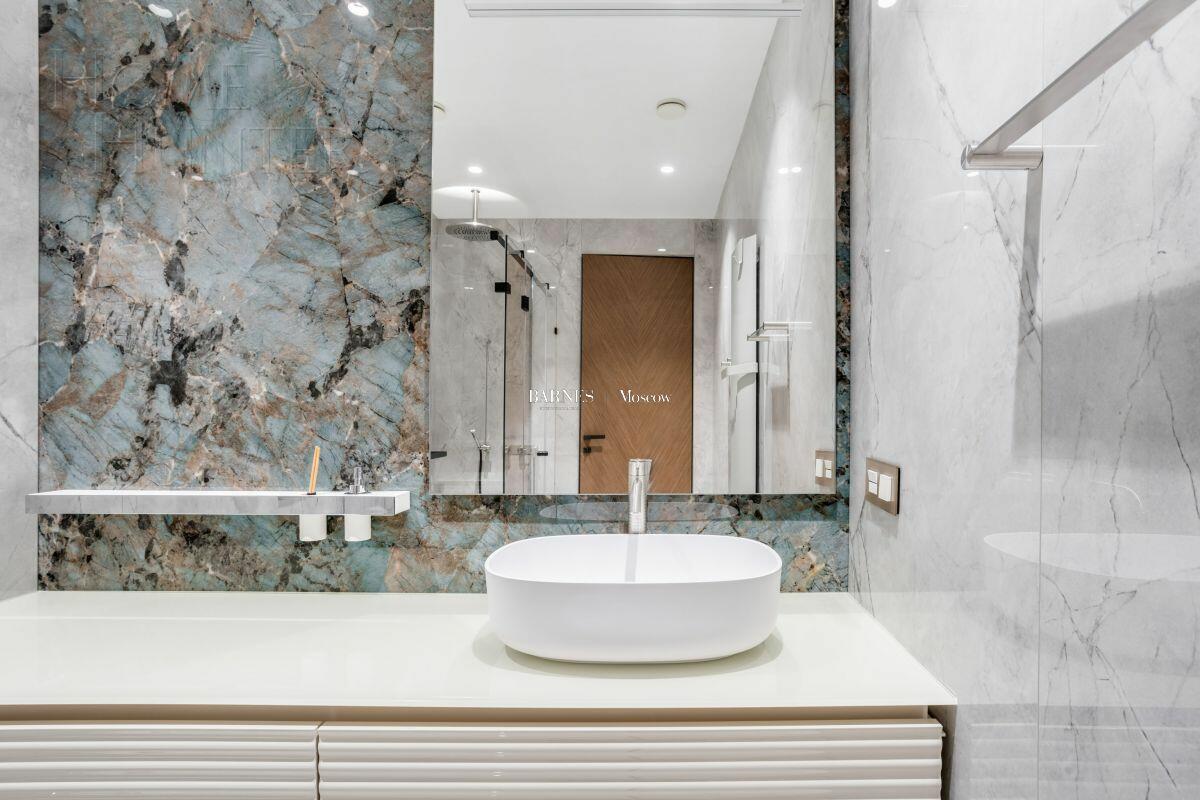 2-этажный коттедж 357 м² с отделкой