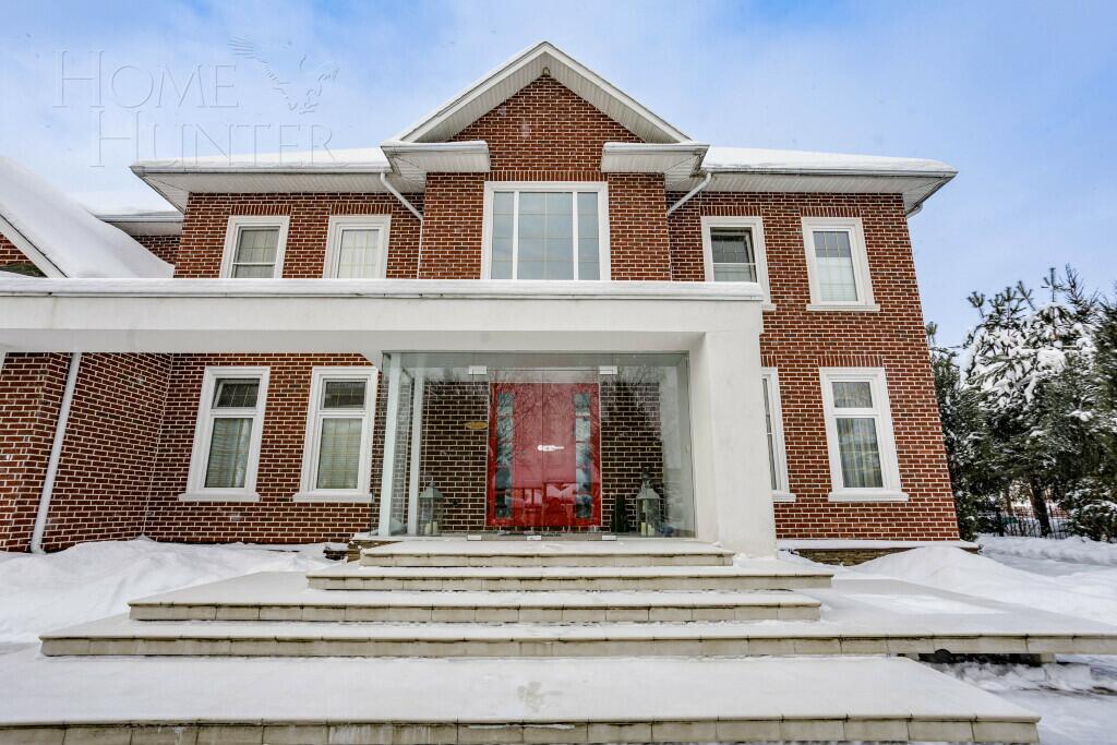 2-этажный коттедж 600 м² с отделкой