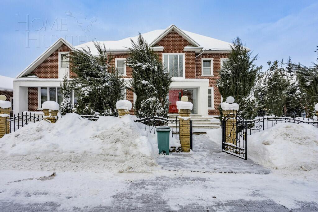 2-этажный коттедж 600 м² с отделкой