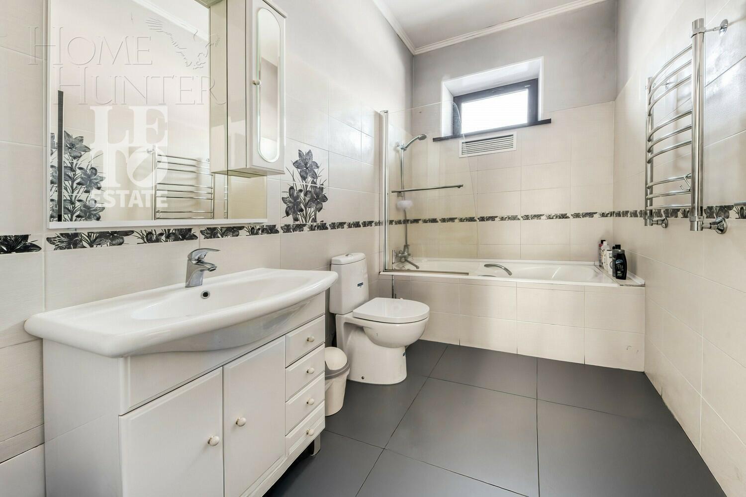 2-этажный коттедж 675 м² с отделкой