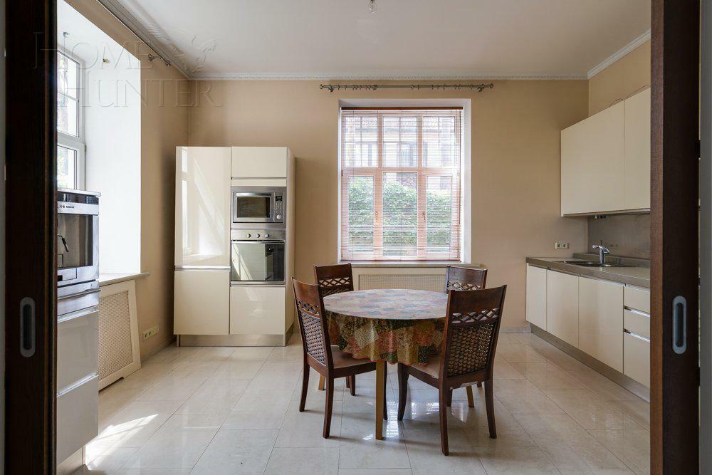 2-этажный коттедж 680 м² с отделкой