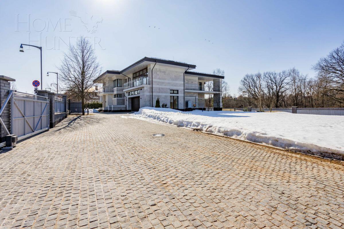 2-этажный коттедж 1 015.19 м² с отделкой