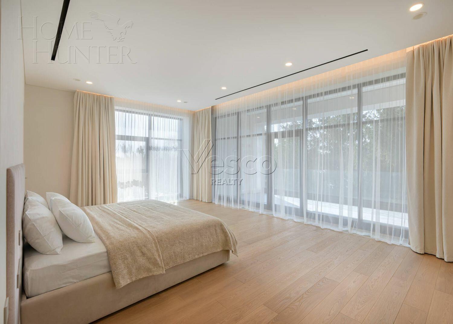 2-этажный коттедж 1 000 м² с отделкой