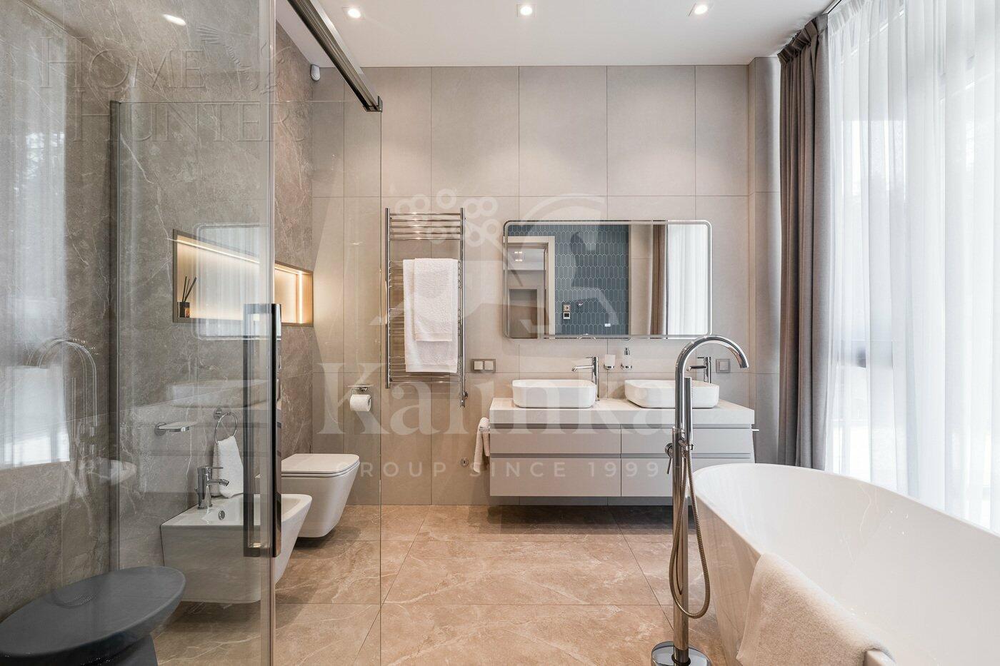 2-этажный коттедж 380 м² с отделкой